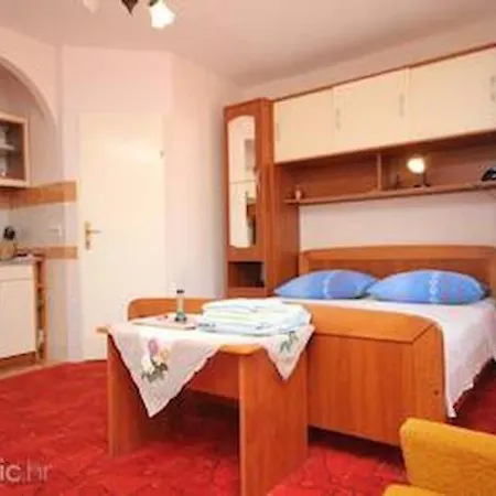 In Town Center Apartment *